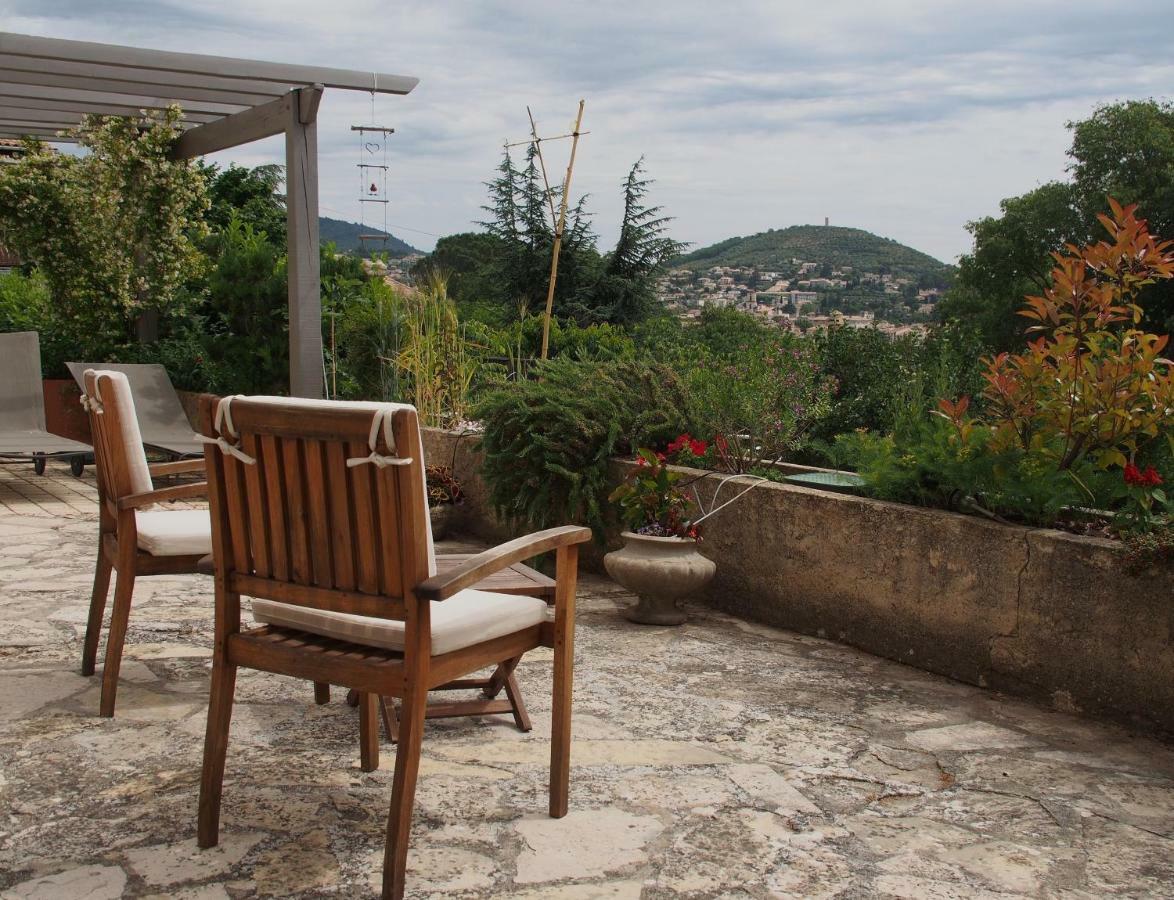 Une Heure Bleue Manosque Esterno foto